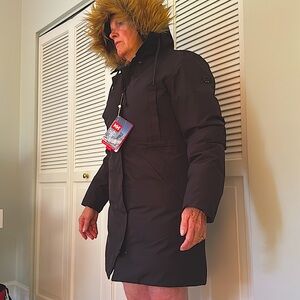 Helly Hansen Black Ski & Snow Jacket